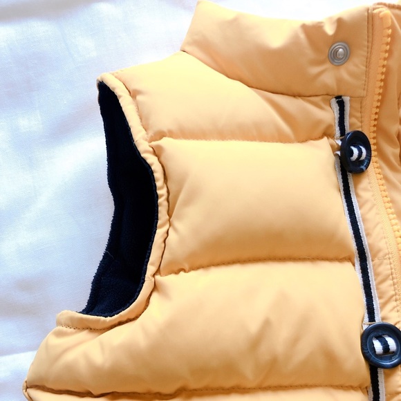 Gymboree Down Vest - Picture 7 of 10